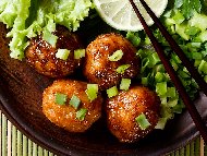 Рецепта Бързи и лесни печени пилешки кюфтета на фурна по азиатски